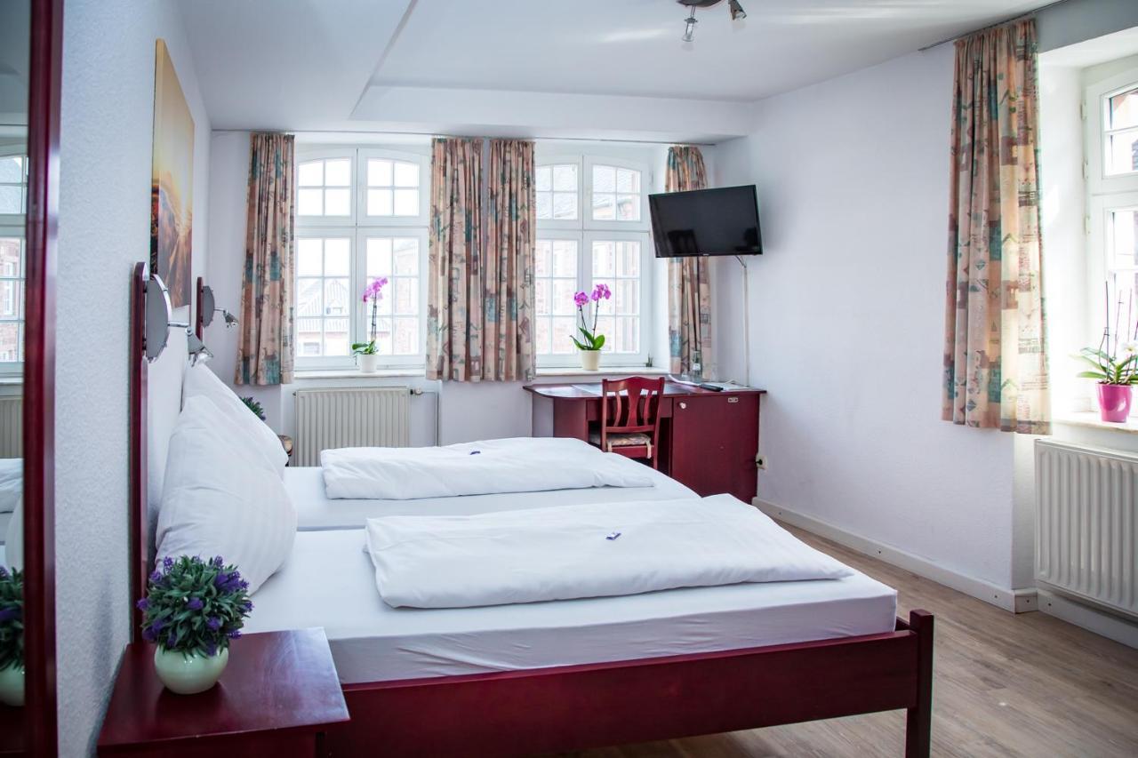 Hotel Ratskeller Нідеґґен Екстер'єр фото